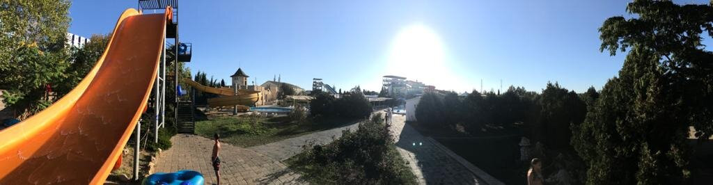 Zubragan Aqua Park-塞瓦斯托波尔必去景点