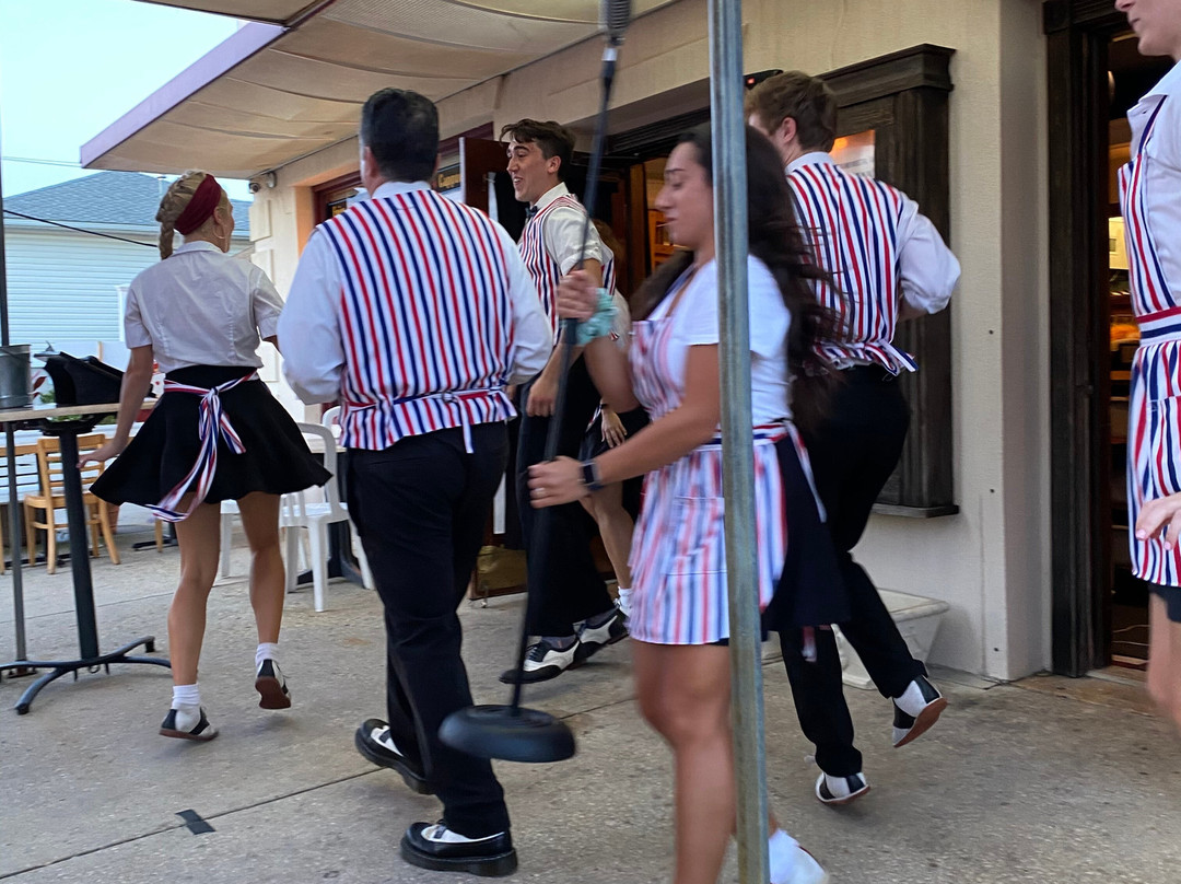 The Music Man Singing Ice Cream Shoppe景点图片