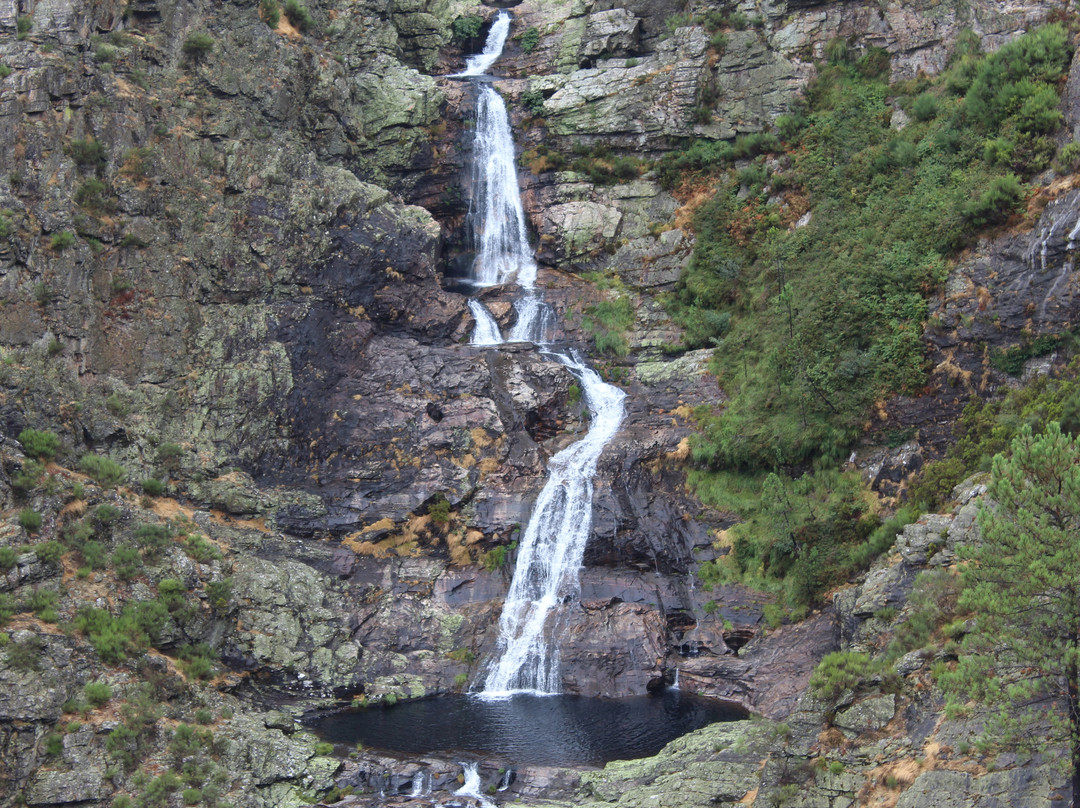 Cascata Fisgas Do Ermelo景点图片