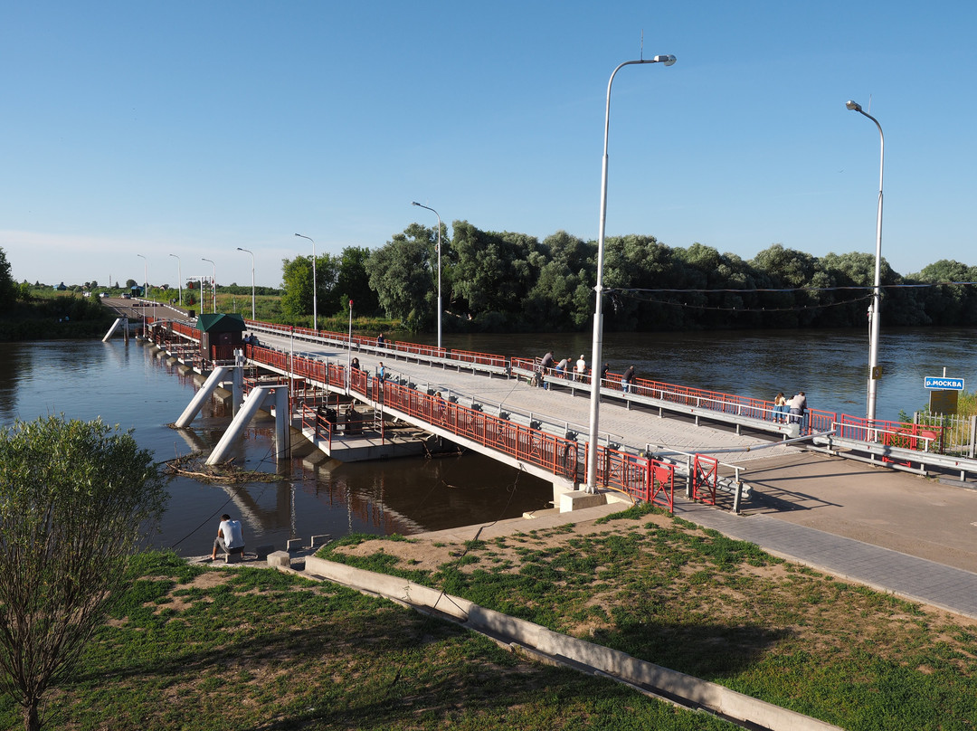 Pontoon Bridge景点图片