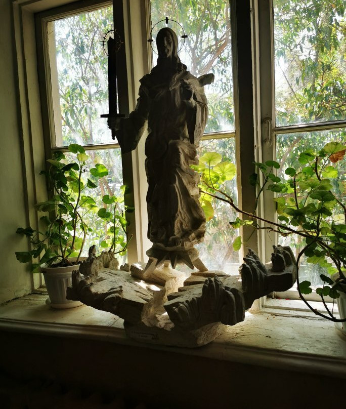 Lutheran Church of St. Maria-雅尔达必去景点