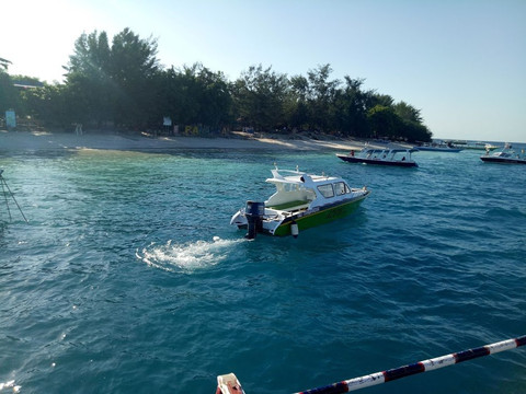 Teluk Nare-Pemenang必去景点