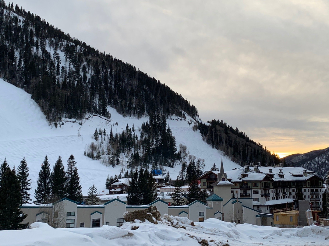 陶斯滑雪谷-Taos Ski Valley必去景点