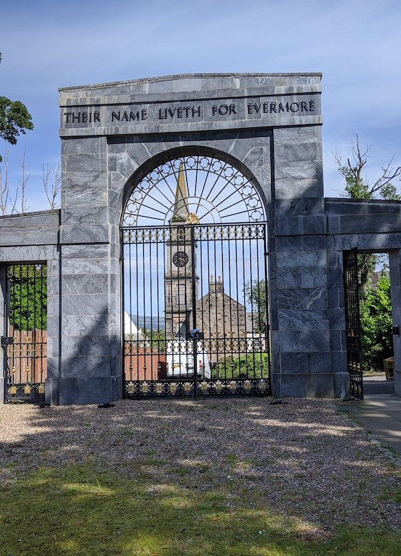 Kirkintilloch War Memorial景点图片