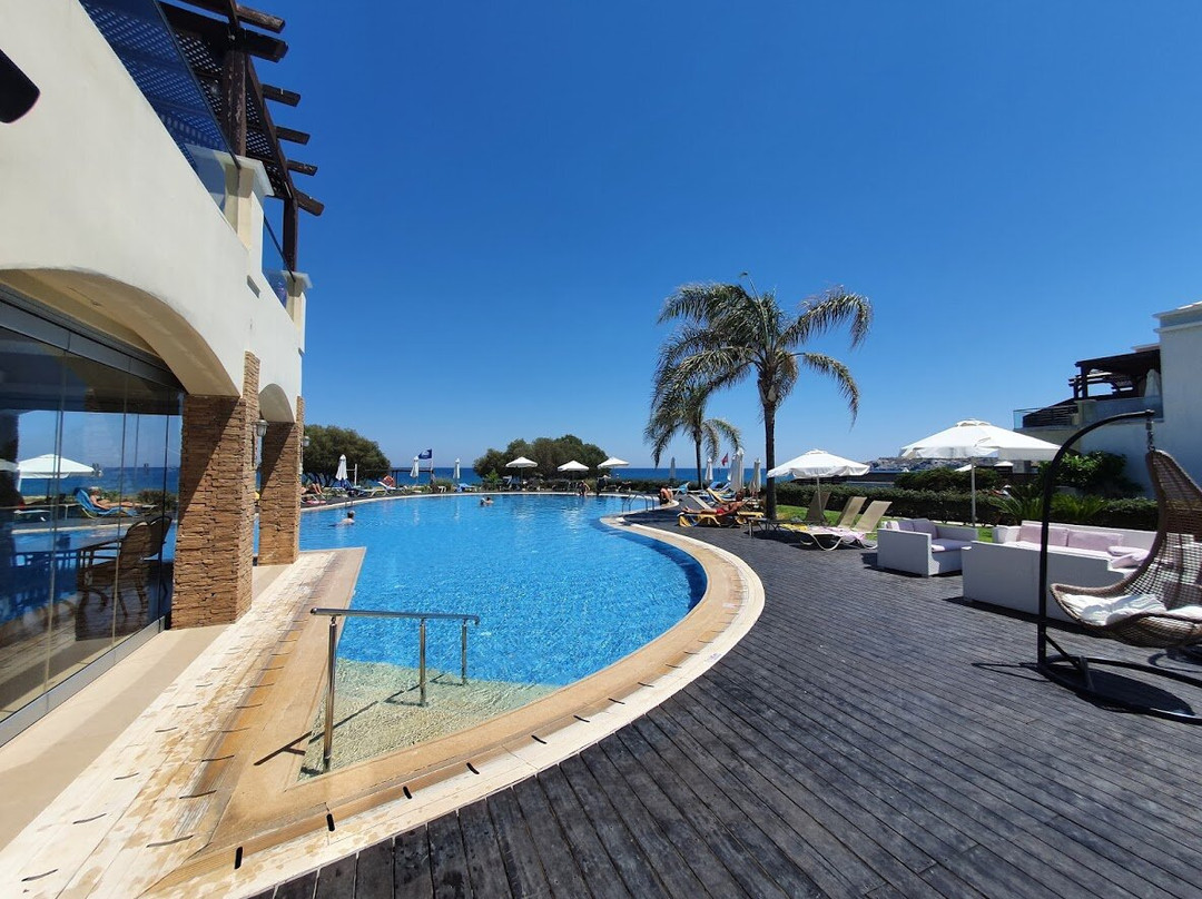 Mythos Beach Resort主图