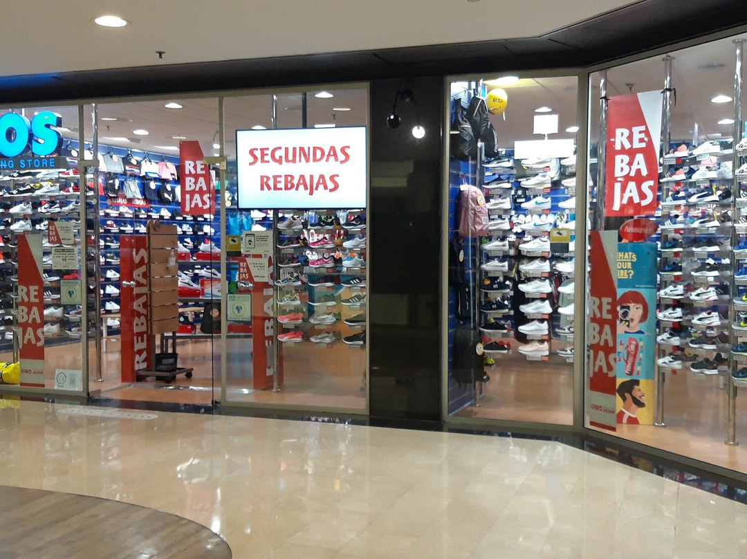 La Farga Centro Comercial景点图片