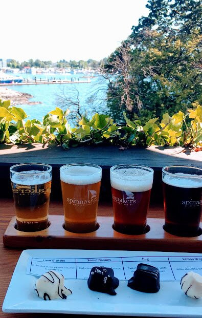 Spinnakers Brewpub & Guest Houses主图