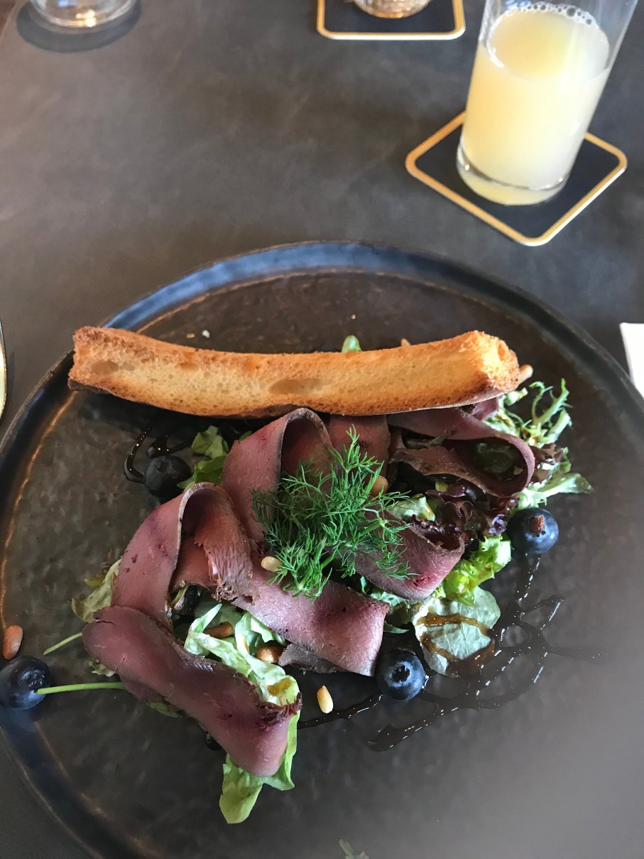 酒店，运动酒吧及Dorhout Mees黄铜餐厅-餐饮