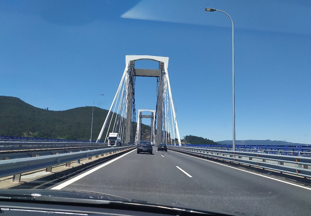 Puente de Rande景点图片