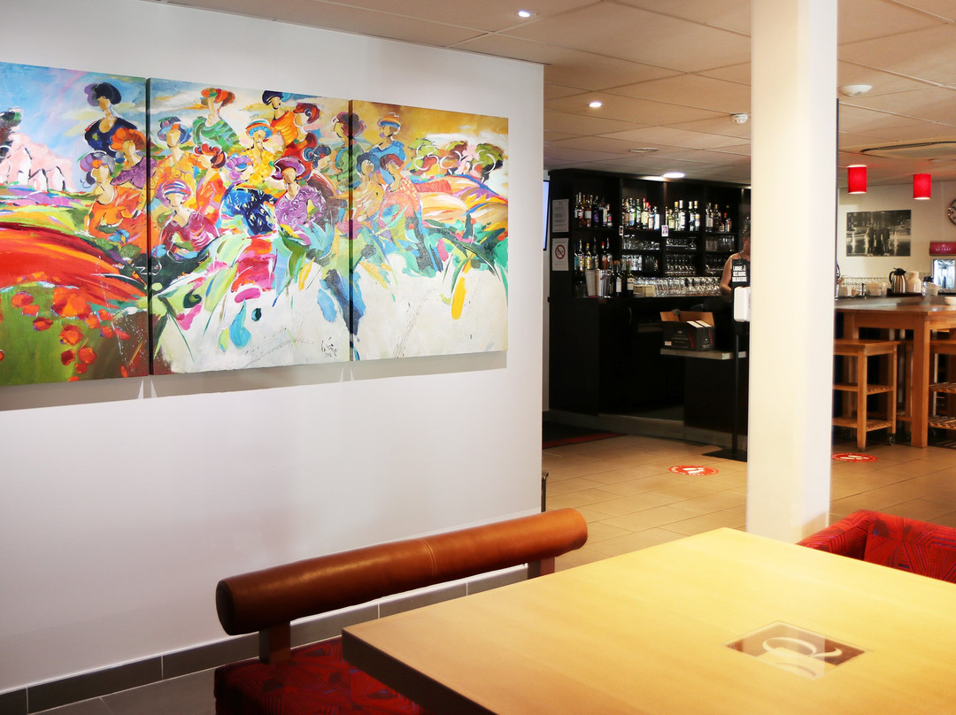 Le Quarre Hotel Bistrot主图