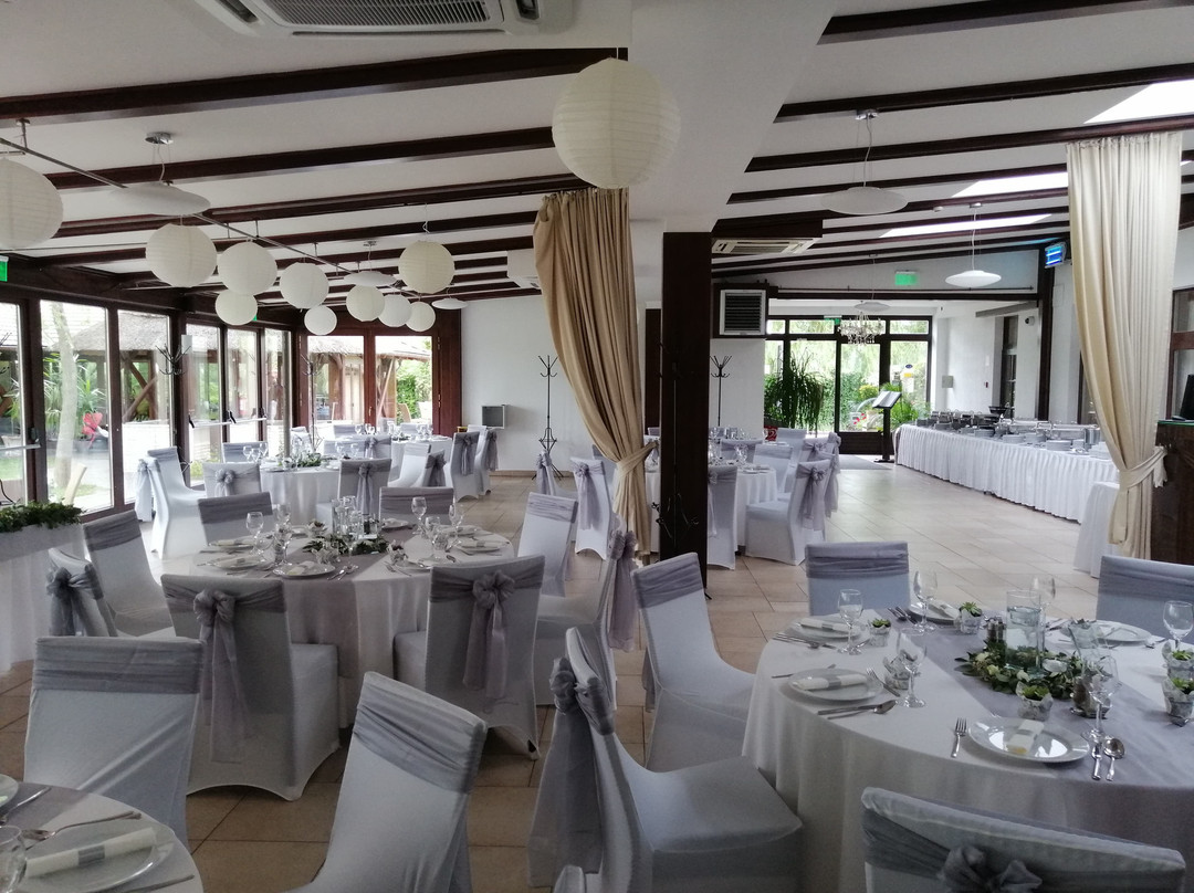 Nádas Tó Park Hotel主图