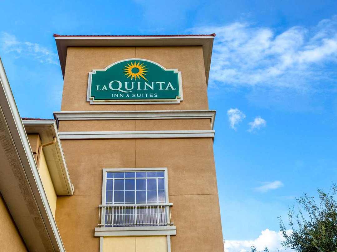 La Quinta Inn & Suites by Wyndham Angleton主图
