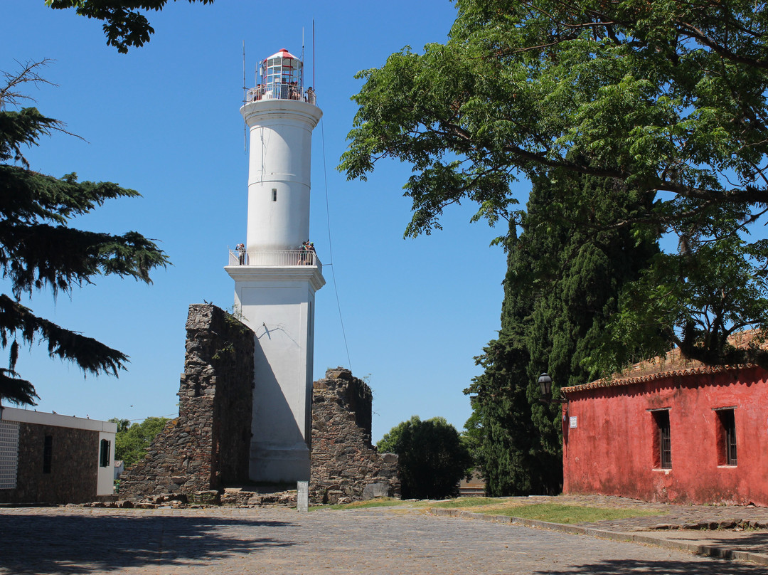 Convento de San Francisco-科洛尼亚·德尔萨克拉门托城必去景点