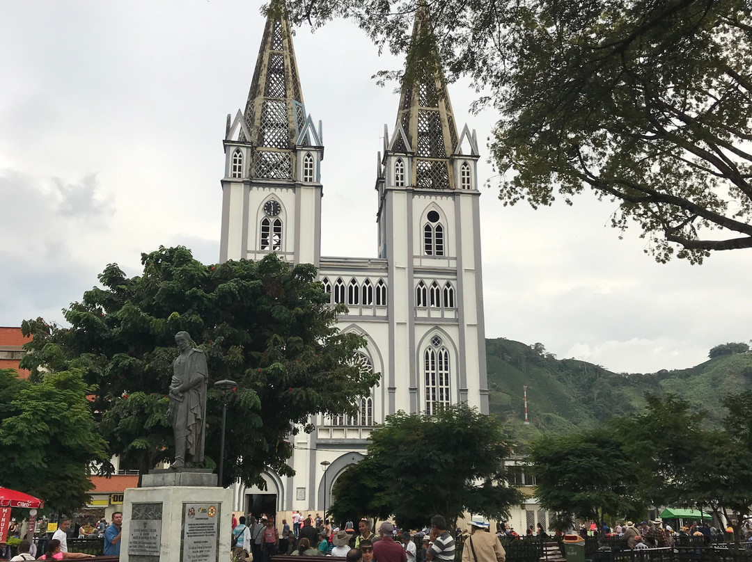 Basilica Nuestra Señora de las Mercedes-Chinchina必去景点