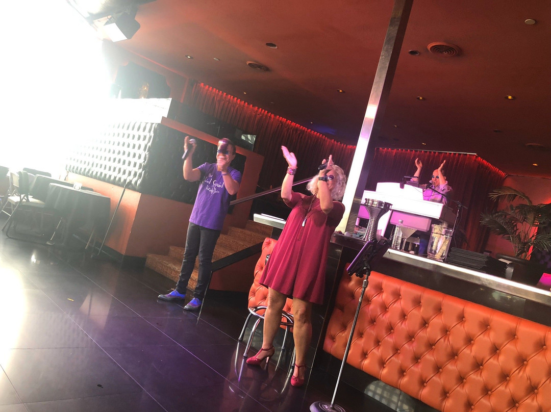 The Mod Squad Variety Show-棕榈泉市必去景点