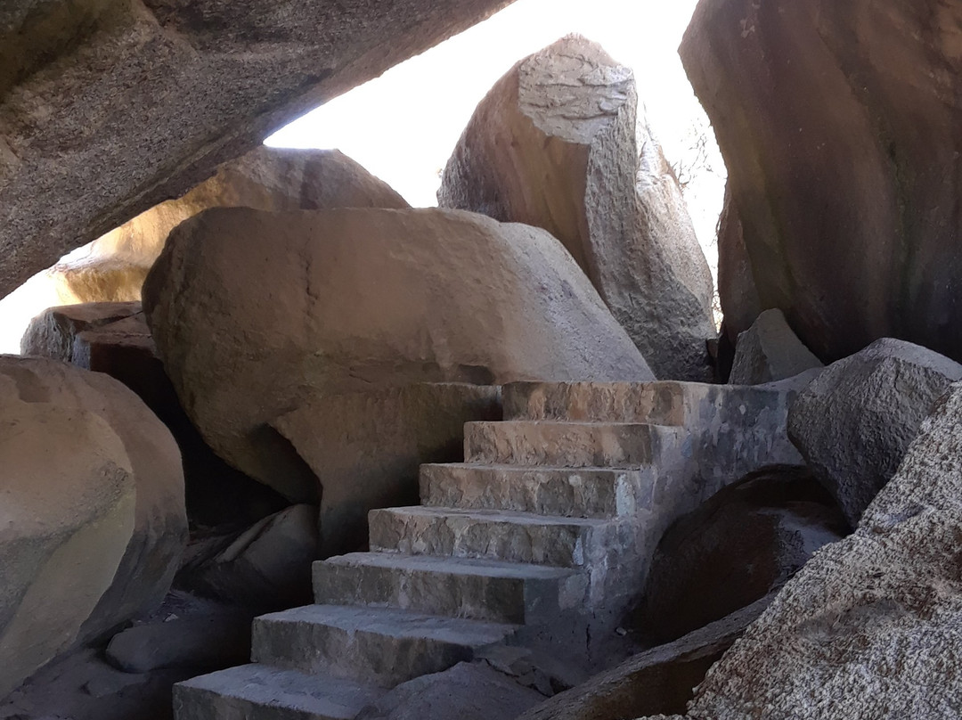 Ayo Rock Formations-奥腊涅斯塔德必去景点