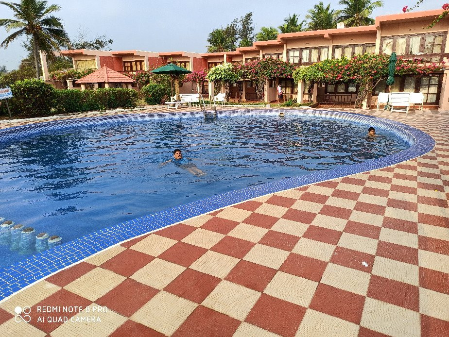 Golden Sun Beach Resort主图