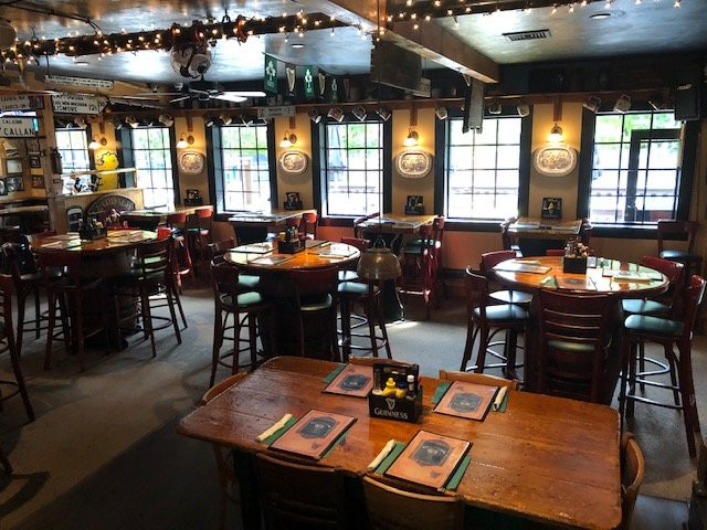 The Chieftain Pub & Restaurant主图