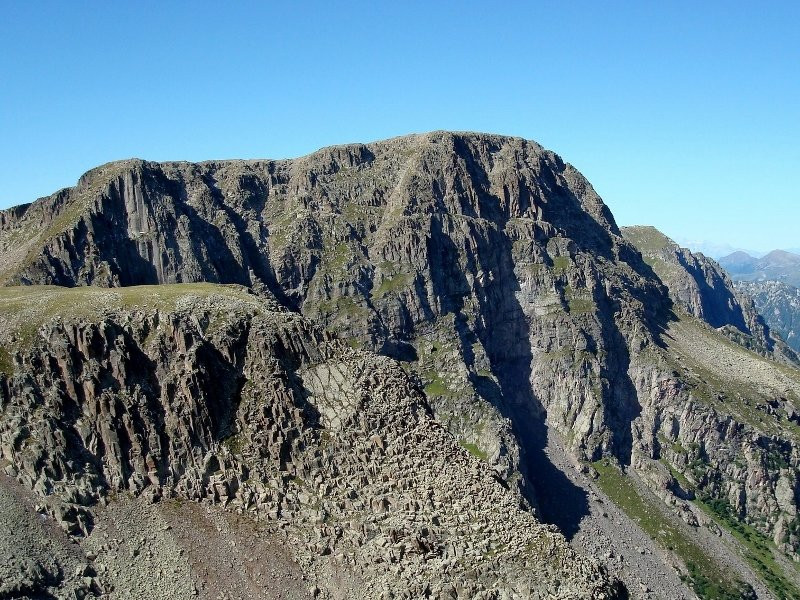 Cima di Juribrutto e Alta Via della Mariotta-莫埃纳必去景点