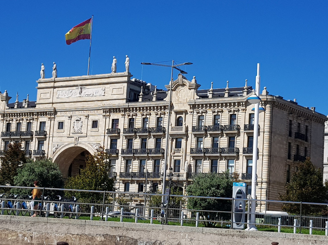 Edificio del Banco Santander-桑坦德必去景点