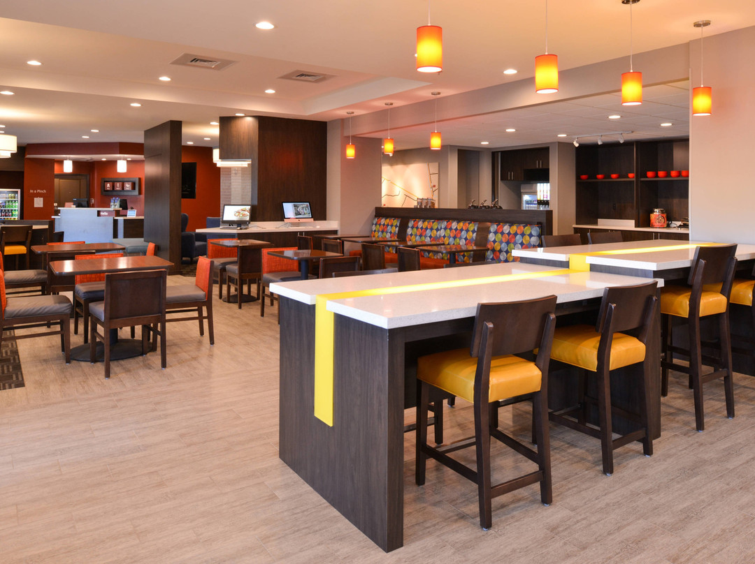 TownePlace Suites by Marriott Laplace主图