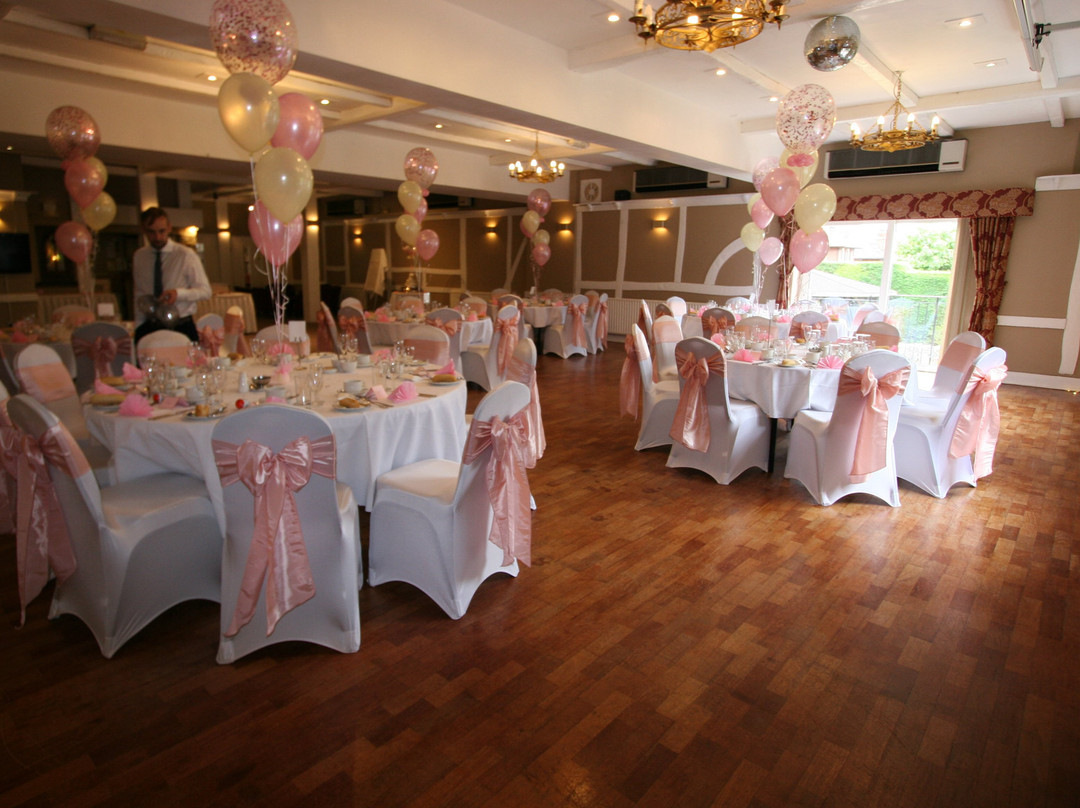 Grange Moor Hotel主图