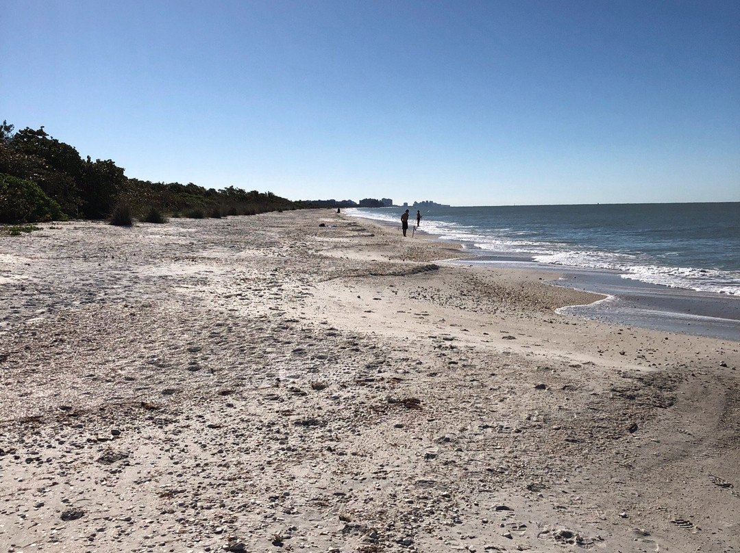 Barefoot Beach Preserve County Park景点图片