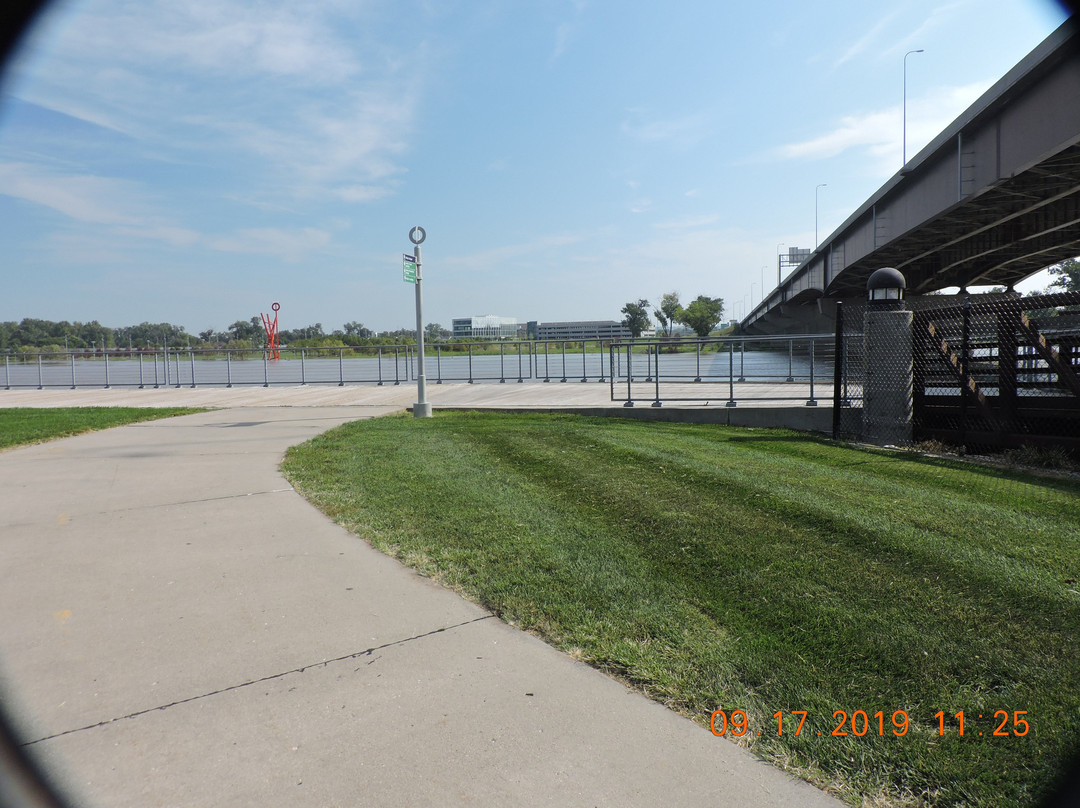 Lewis & Clark Landing and Riverfront Park-奥马哈必去景点