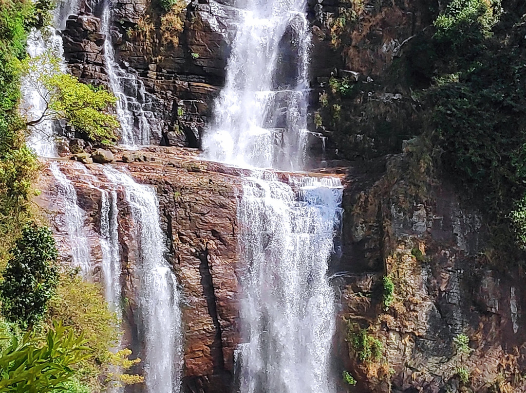 拉姆博大瀑布酒店主图