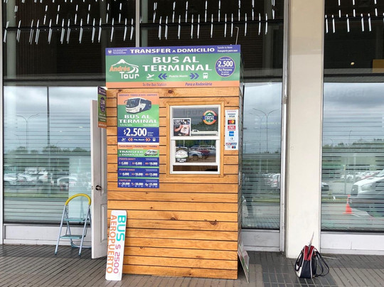 TRANSFER BUS AEROPUERTO ANDRESTOUR-巴拉斯港必去景点