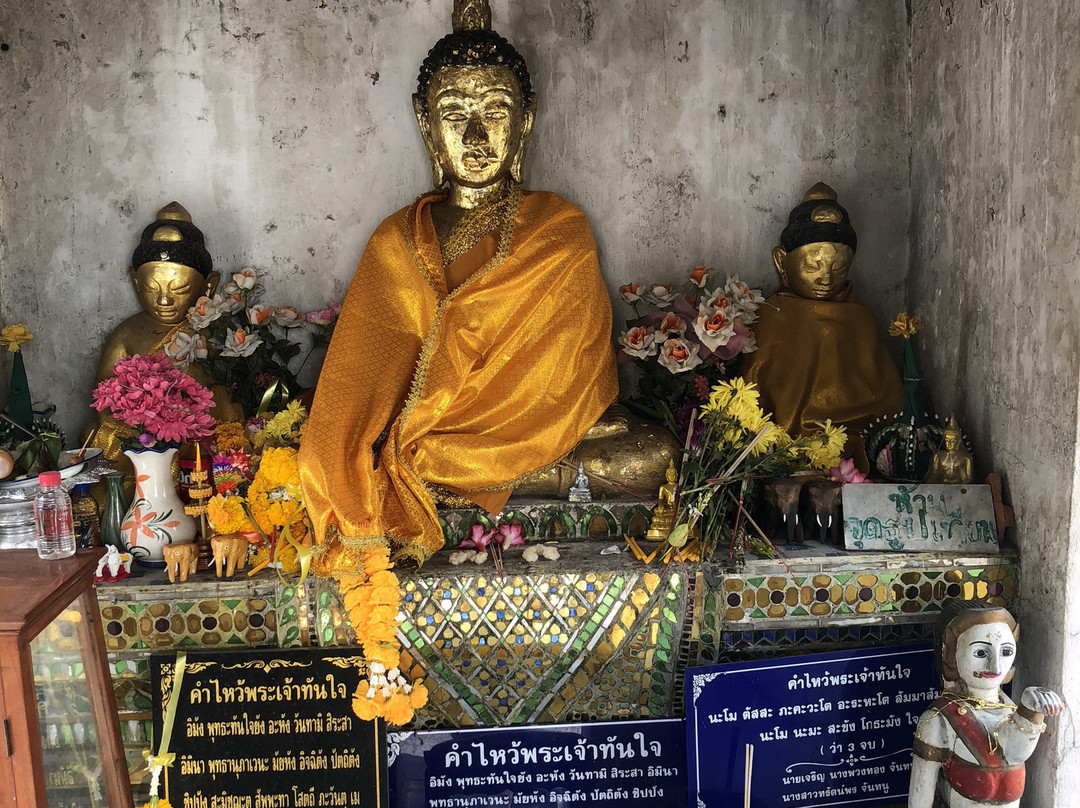 Wat Phra That Chom Chaeng景点图片