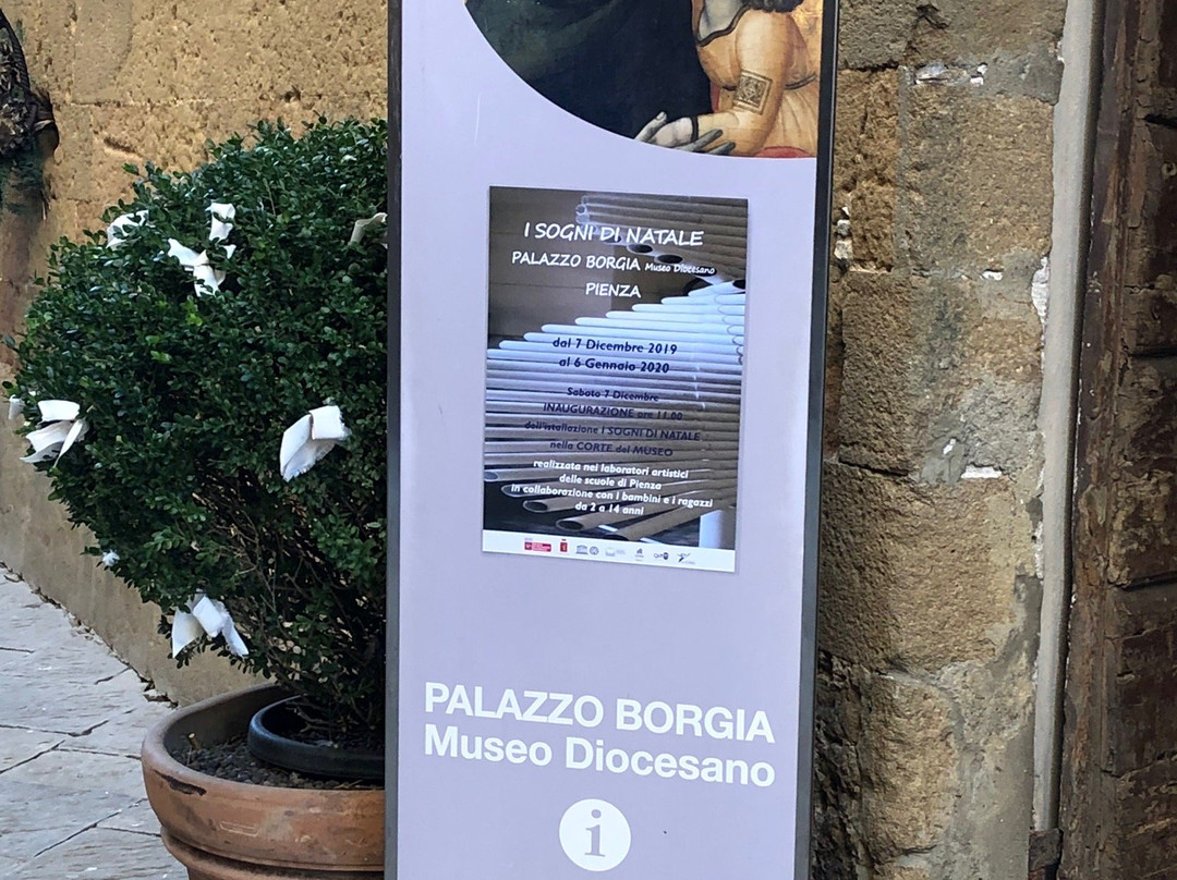 Palazzo Vescovile-皮恩扎必去景点