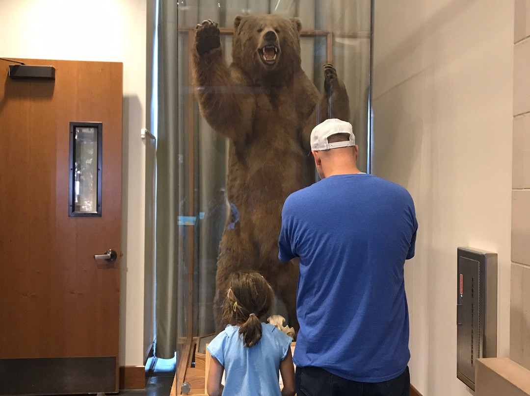 Monte L. Bean Life Science Museum-普若佛必去景点