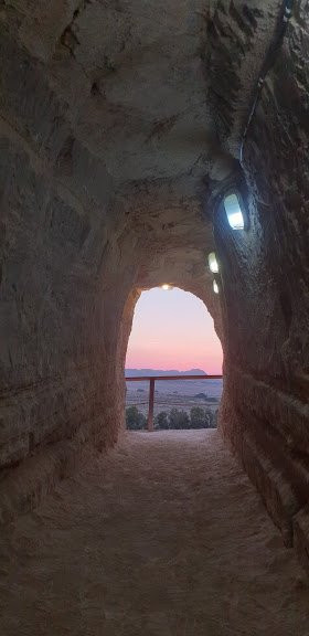 Kharbas Caves景点图片