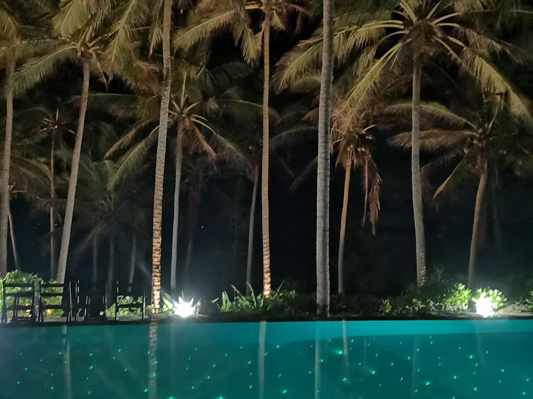 海龟湾大酒店主图