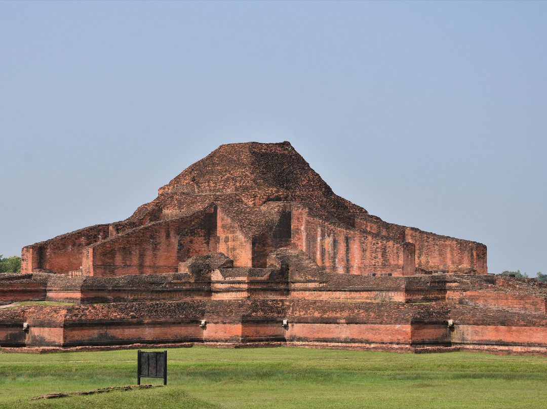 Ruins of the Buddhist Vihara at Paharpur景点图片