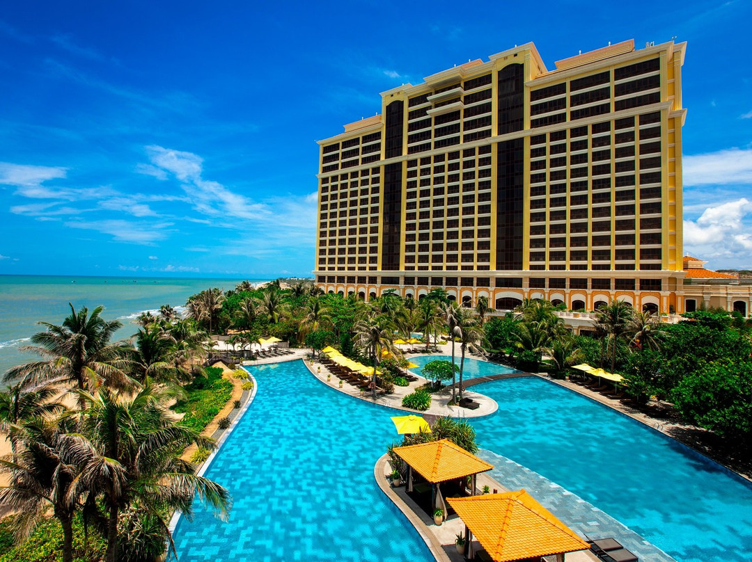 InterContinental Grand Ho Tram by IHG主图