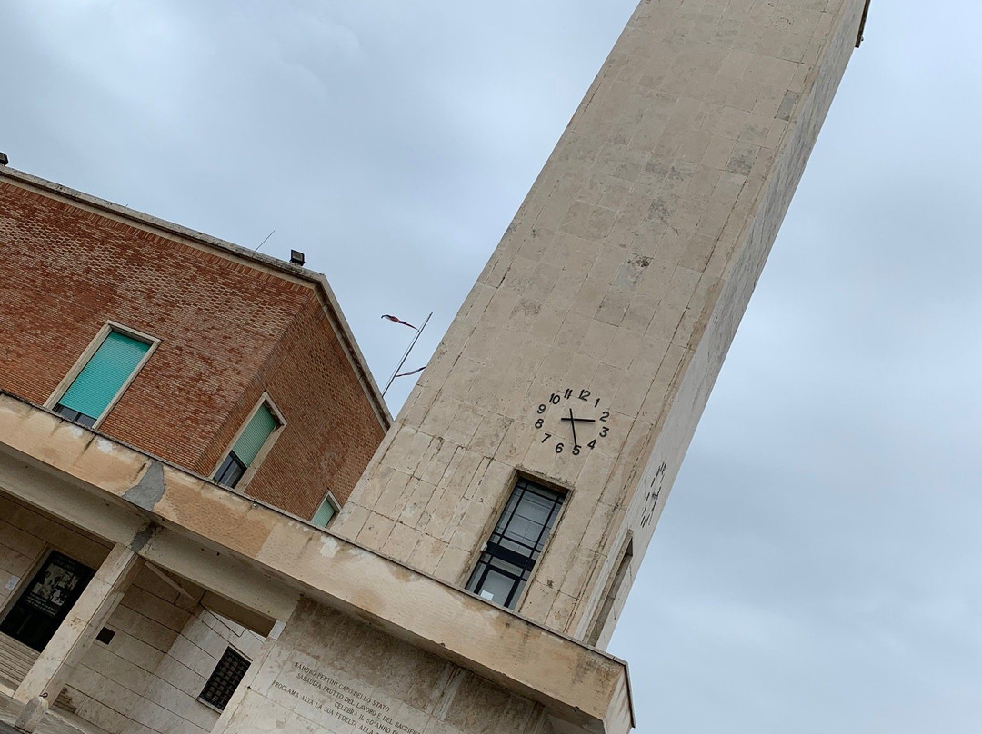 Torre Littoria - architettura di regime景点图片