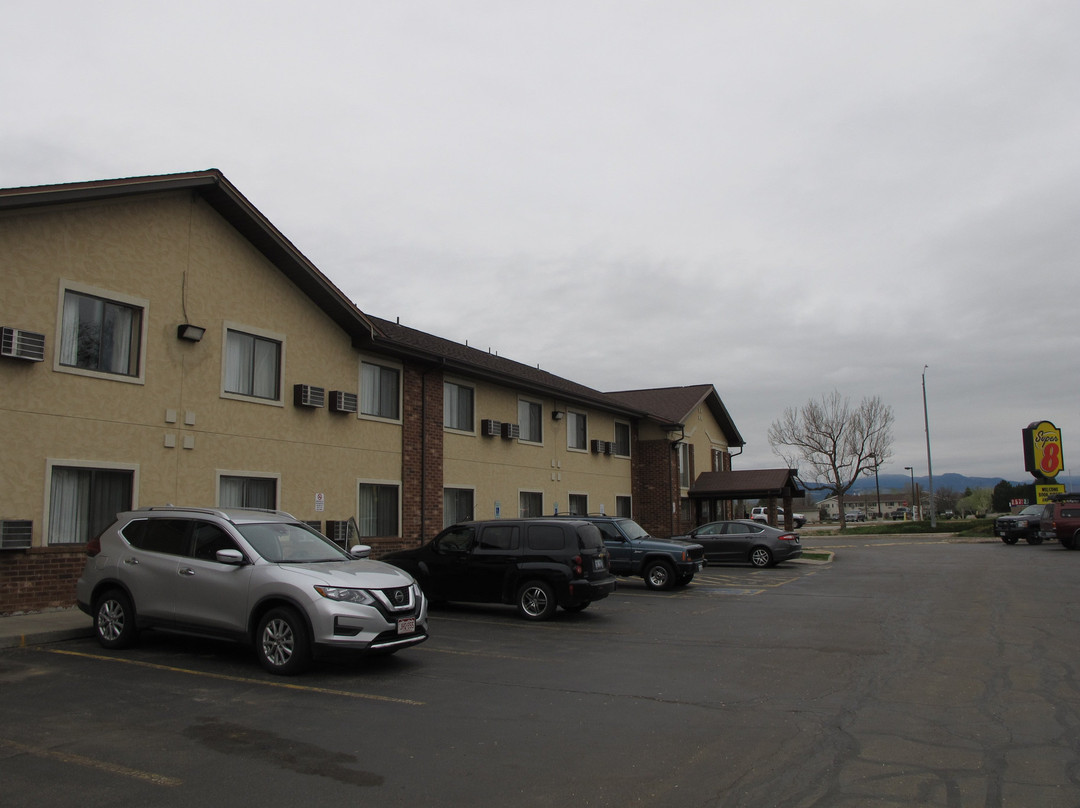 Super 8 by Wyndham Longmont/Twin Peaks主图