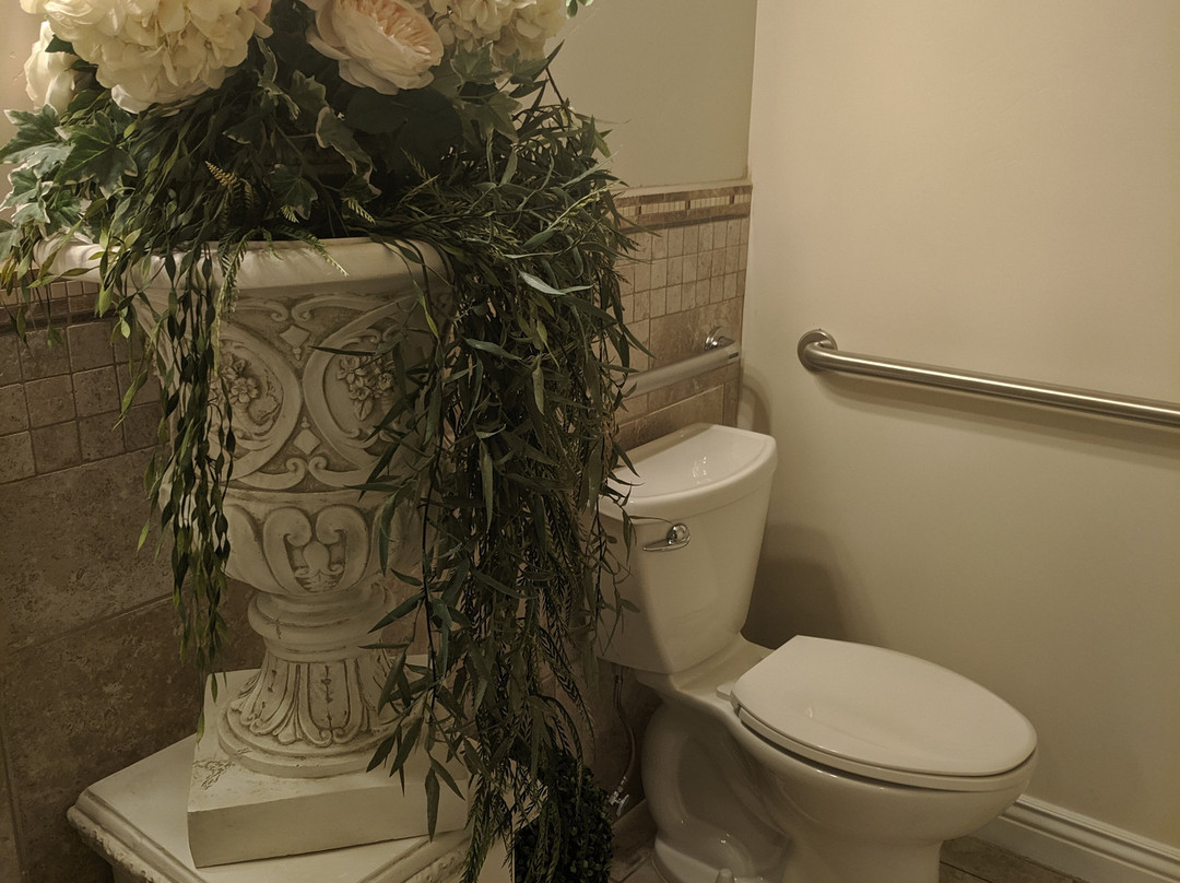 5th East Hall Bed & Breakfast主图