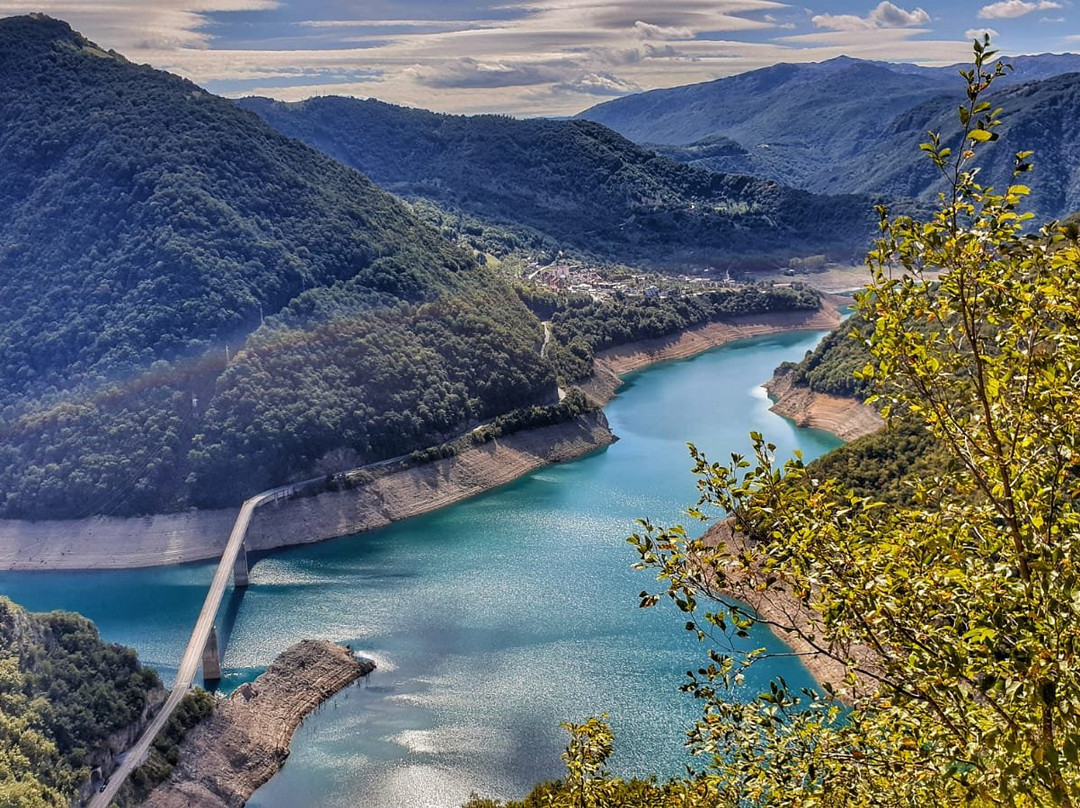 Guided Motorbike Tours-福克斯通必去景点