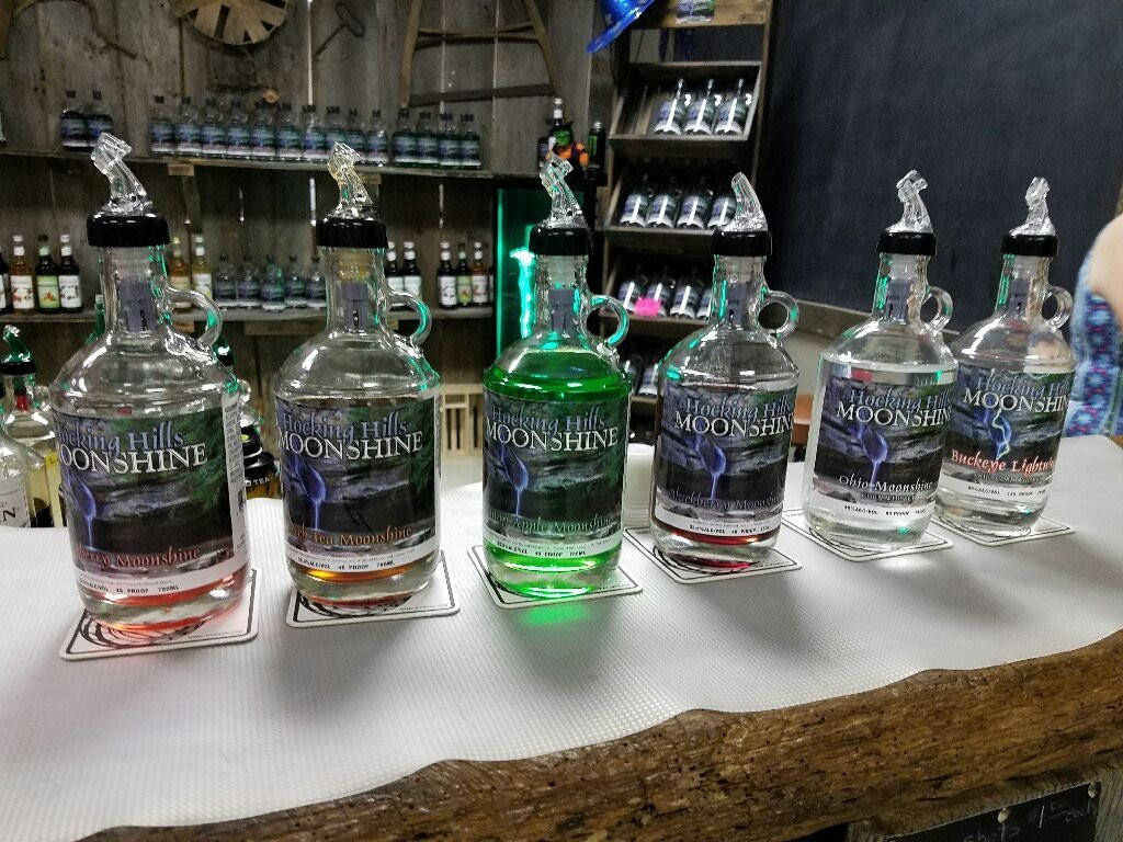 洛根旅游景点-Hocking Hills Moonshine