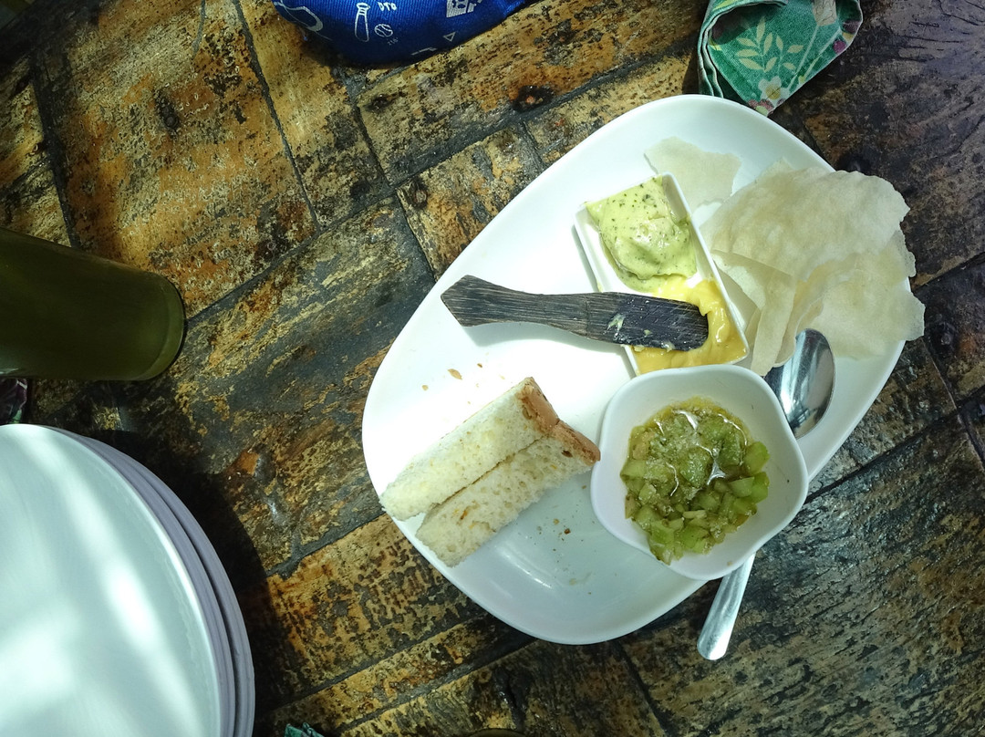 保和养蜂场酒店主图