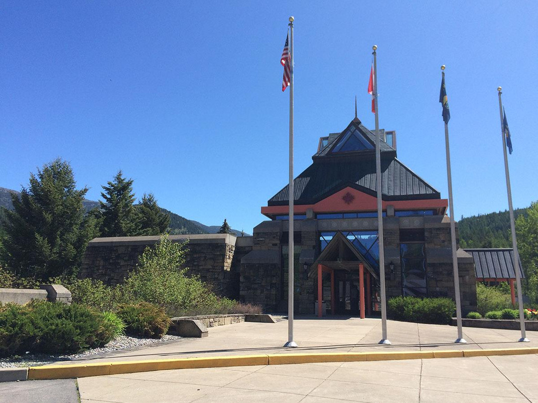 Travel Alberta West Glacier Visitor Information Centre景点图片
