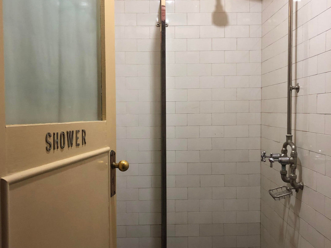 Royal Hotel Horsham主图