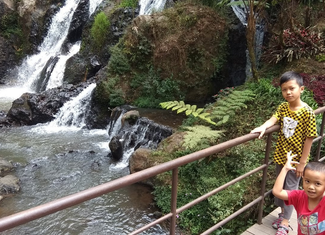 Maribaya Hot Springs-连旺必去景点