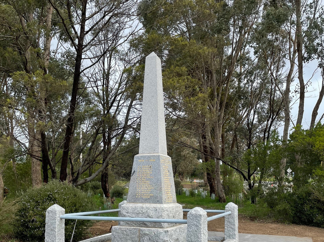 Elphinstone War Memorial