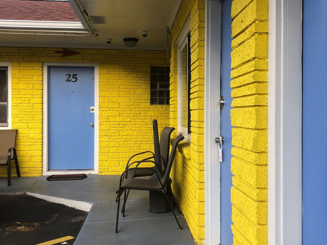 Arrowhead Motel主图