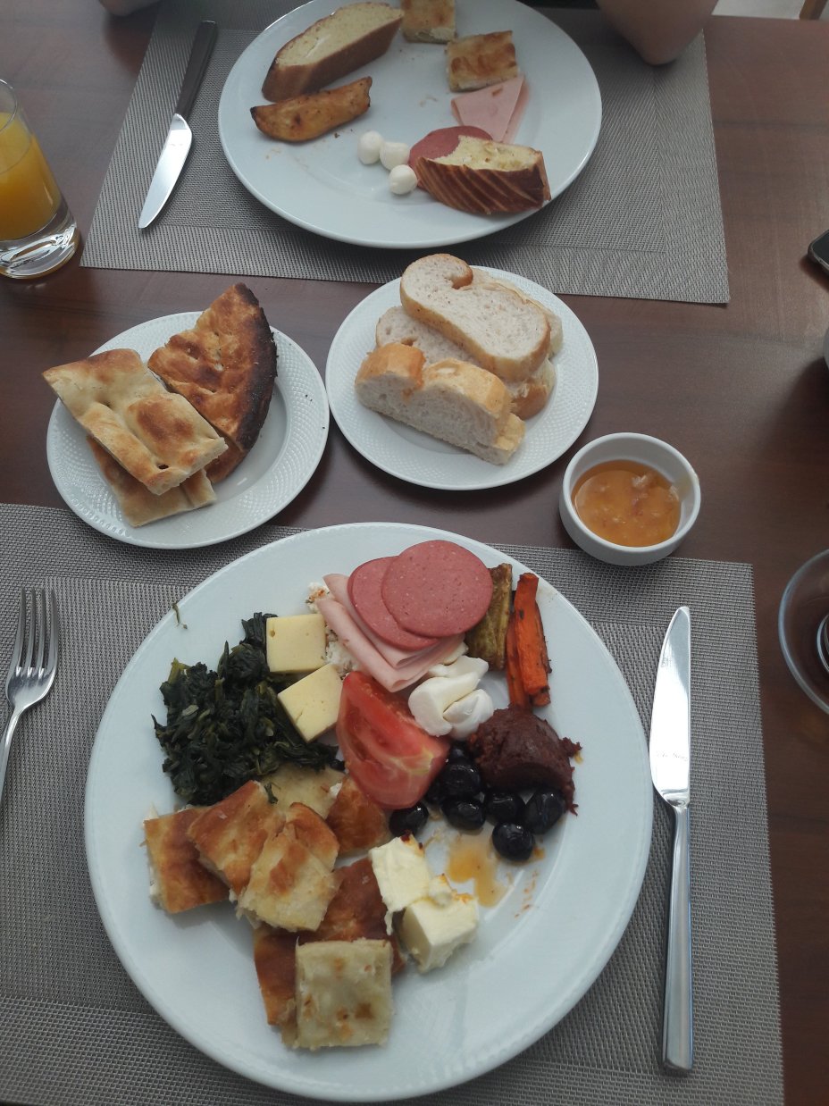 迪亚巴克尔温德姆华美达酒店-餐饮