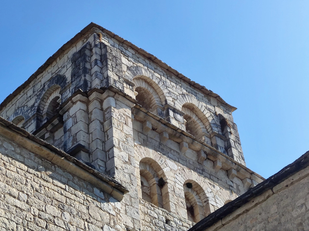 Église Saint-michel De Nanclars景点图片